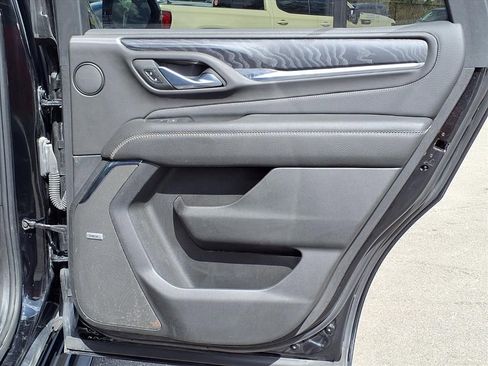 Used 2022 GMC Yukon Denali AWD/4WD image 15