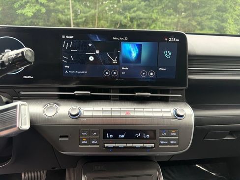 Certified 2024 Hyundai Kona Limited AWD/4WD image 25