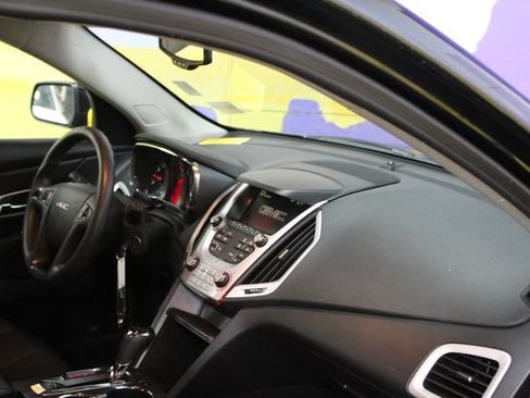 Used 2017 GMC Terrain SLE AWD/4WD image 12