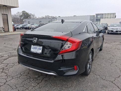 Used 2019 Honda Civic EX-L image 9