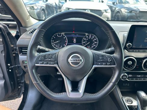 Used 2020 Nissan Sentra SR image 17