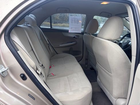Used 2010 Toyota Corolla LE image 28