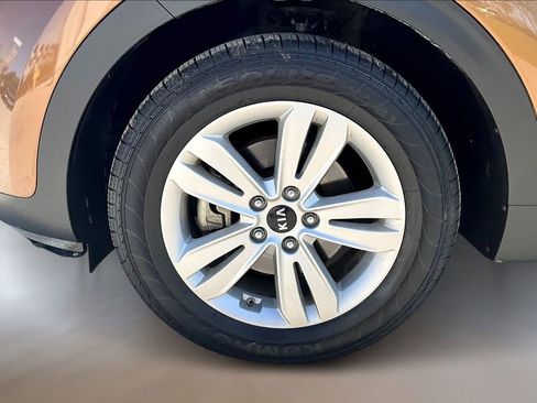 Used 2017 Kia Sportage LX FWD image 29