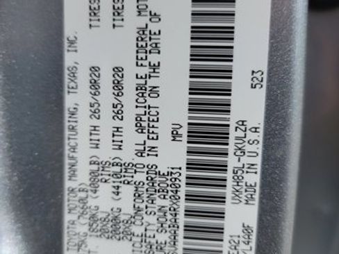 Used 2024 Toyota Sequoia Limited w/ Tow Technology Package AWD/4WD image 25