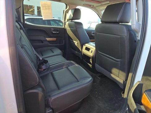 Used 2017 Chevrolet Silverado 1500 LTZ AWD/4WD image 30
