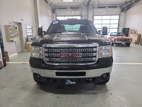 Used 2014 GMC Sierra 2500 SLE w/ SLE Preferred Package image 3