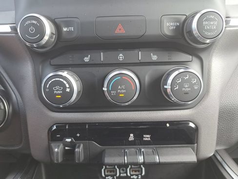 Certified 2024 RAM 1500 Big Horn AWD/4WD image 21