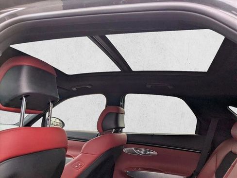 Used 2023 Genesis GV70 2.5T w/ Sport Prestige Package image 20