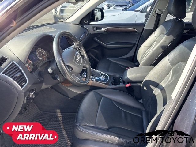 Used 2017 Audi Q5 2.0T Premium Plus w/ Technology Package AWD/4WD image 10