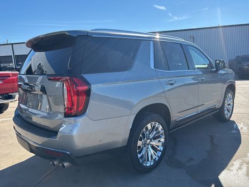 Used 2023 GMC Yukon Denali Ultimate image 5