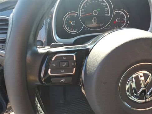 Used 2014 Volkswagen Beetle R-Line image 13