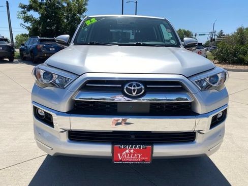 Used 2022 Toyota 4Runner Limited AWD/4WD image 8