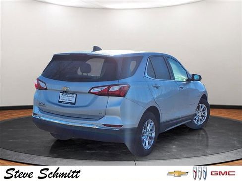 Used 2018 Chevrolet Equinox LT image 23