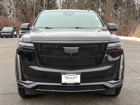 Used 2021 Cadillac Escalade Sport Platinum w/ LPO, ONYX Package image 2