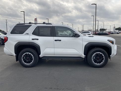 New 2025 Toyota 4Runner TRD Off-Road Premium image 4
