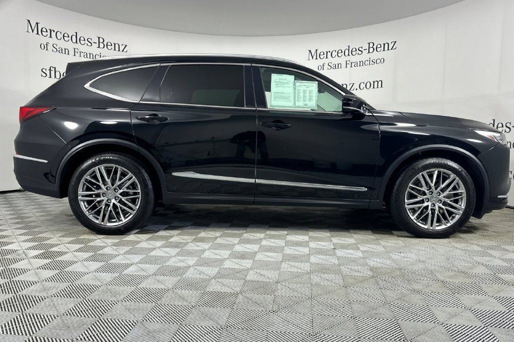 Used 2022 Acura MDX w/ Advance Package AWD/4WD image 3