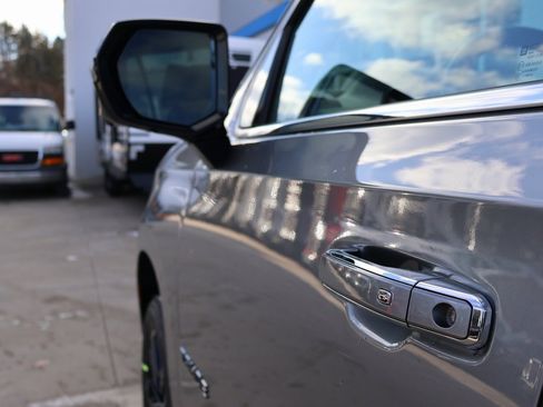 New 2026 Chevrolet Tahoe Premier image 11