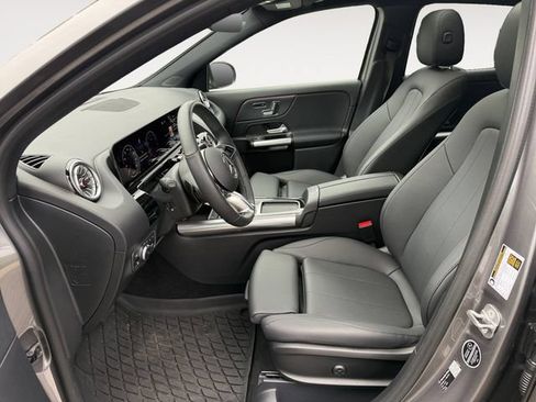 Used 2026 Mercedes-Benz GLA 250 4MATIC image 11