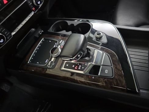 Used 2018 Audi Q7 3.0T Prestige w/ Prestige Package AWD/4WD image 26