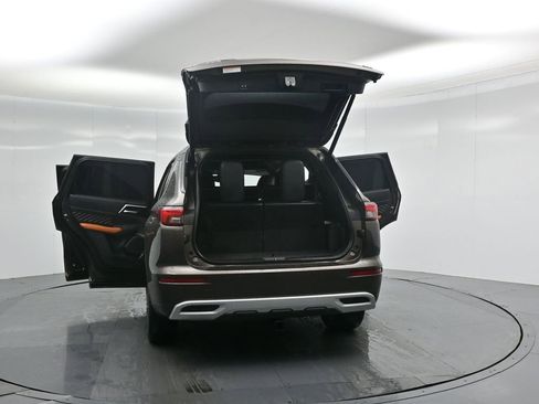 Used 2022 Mitsubishi Outlander SEL image 33