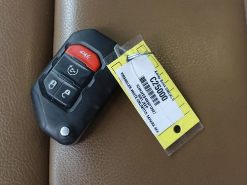 Used 2021 Jeep Wrangler Unlimited Sahara image 29