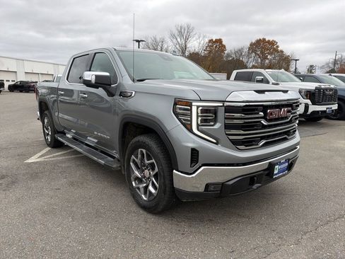 New 2026 GMC Sierra 1500 SLT w/ SLT Premium Package image 8