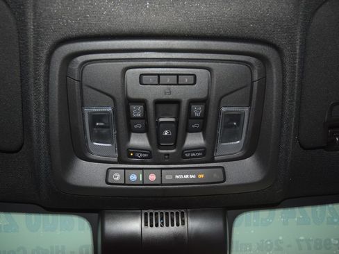 Used 2024 Chevrolet Silverado 2500 High Country w/ Technology Package AWD/4WD image 61