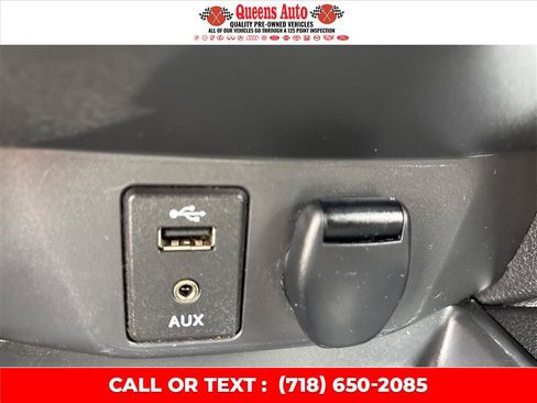Used 2017 Nissan Rogue Sport S w/ S Appearance Package AWD/4WD image 38