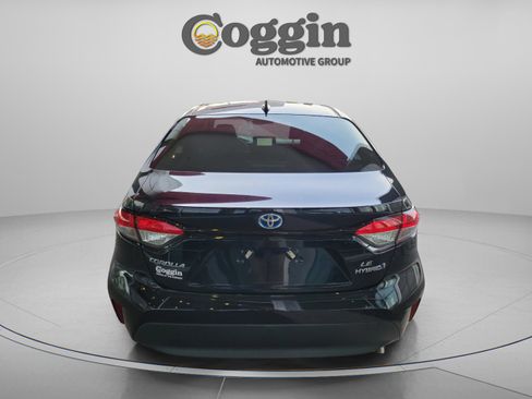 Used 2023 Toyota Corolla LE image 4