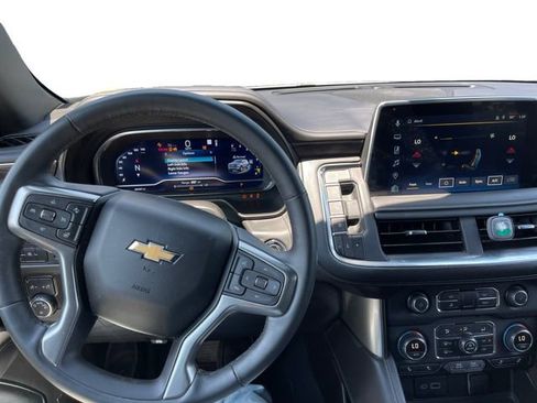 Used 2023 Chevrolet Tahoe LT w/ LT Signature Plus Package AWD/4WD image 3