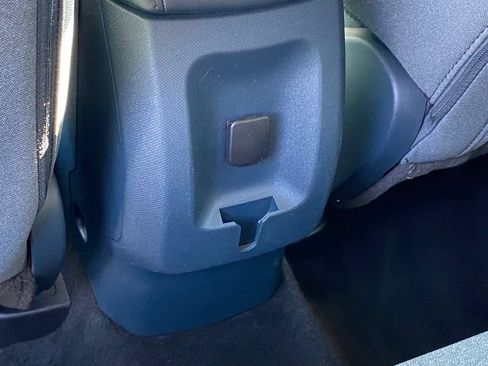 Used 2022 Ford Maverick XLT FWD image 28