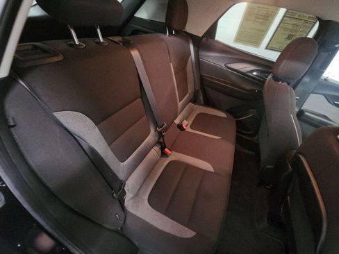 Used 2023 Chevrolet TrailBlazer LT FWD image 24