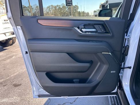 New 2026 GMC Yukon XL Denali w/ Sun & Power Step Package image 22