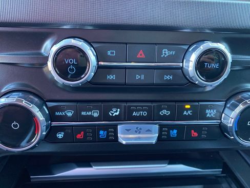 Used 2026 Ford F450 Platinum w/ Camper Package AWD/4WD image 15