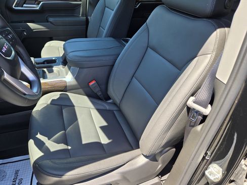 New 2026 GMC Sierra 1500 Elevation w/ Elevation Premium Package AWD/4WD image 9