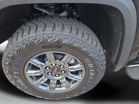 Certified 2026 GMC Sierra 1500 AT4X AWD/4WD image 30