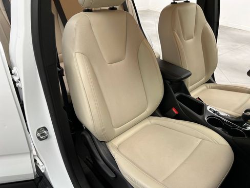 Used 2024 Buick Encore GX Sport Touring FWD image 28