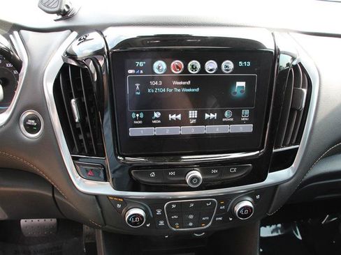 Used 2019 Chevrolet Traverse Premier w/ Redline Edition AWD/4WD image 37