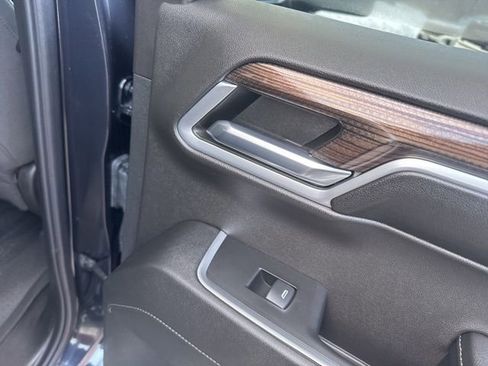 Used 2024 Chevrolet Silverado 1500 LT image 30