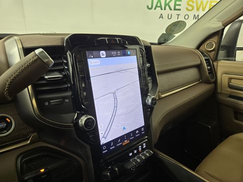 Used 2024 RAM 3500 Limited image 21