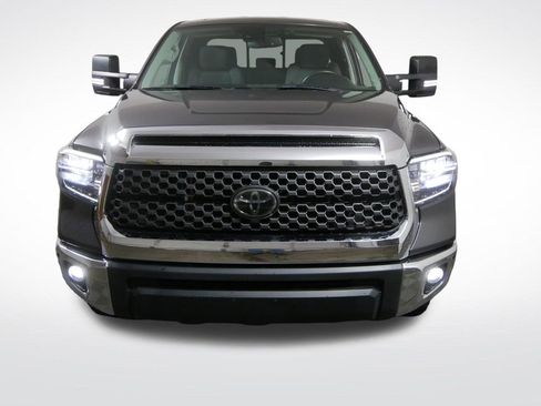 Used 2020 Toyota Tundra SR5 w/ TRD Off-Road Package AWD/4WD image 10