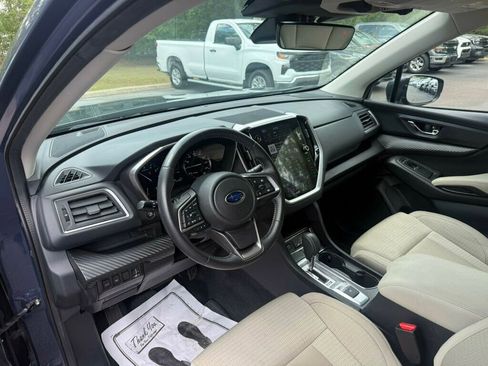 Used 2025 Subaru Ascent Premium AWD/4WD image 3