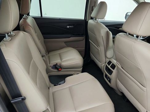 Used 2022 Honda Pilot Touring image 26