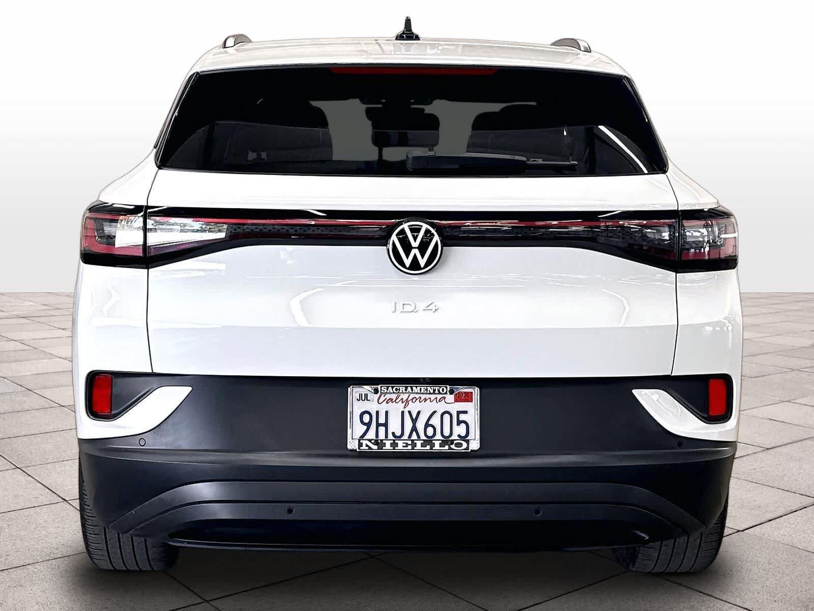Used 2023 Volkswagen ID.4 Pro RWD image 9