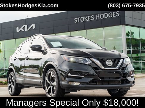 Used 2020 Nissan Rogue Sport SL w/ Premium Package FWD image 1