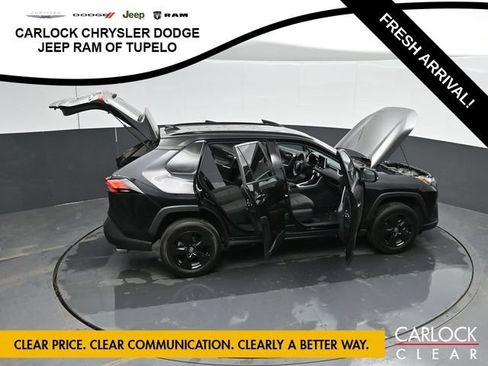 Used 2024 Toyota RAV4 XLE FWD image 68