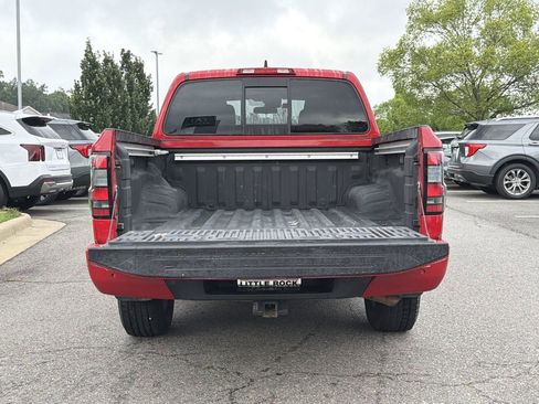Used 2022 Nissan Frontier SV AWD/4WD image 20