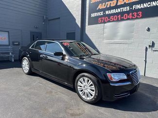 Used 2014 Chrysler 300 AWD image 1