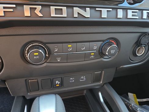 New 2025 Nissan Frontier SV AWD/4WD image 24