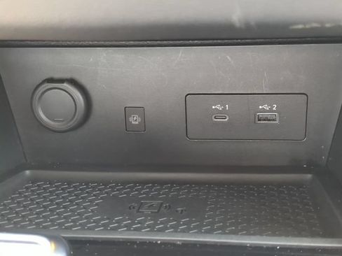 Used 2024 Nissan Pathfinder SL w/ SL Premium Package FWD image 29